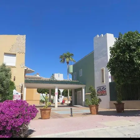 Bonalba Golf With Panoramic Views Lejlighed Alicante